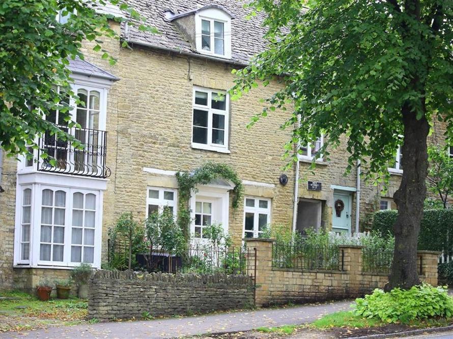 Hare House Chipping Norton